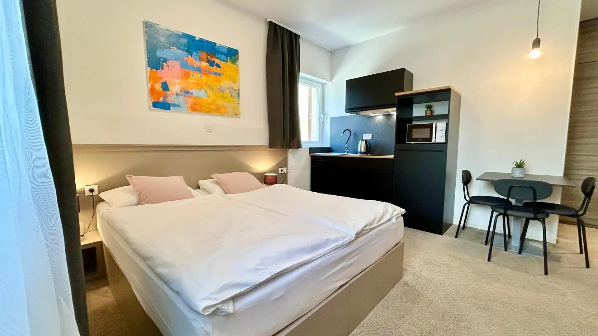 Gasthof Deluxe Villa No.10 - Rooms & Apartments Mandre