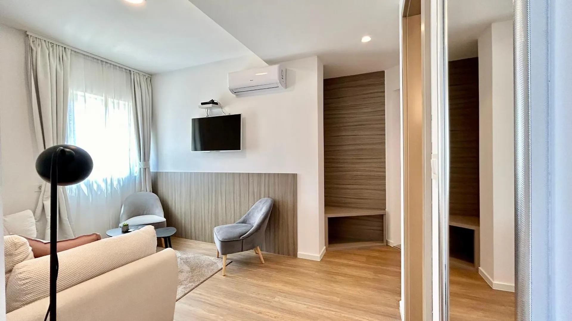 Deluxe Villa No.10 - Rooms & Apartments Mandre 4*,  Κροατία
