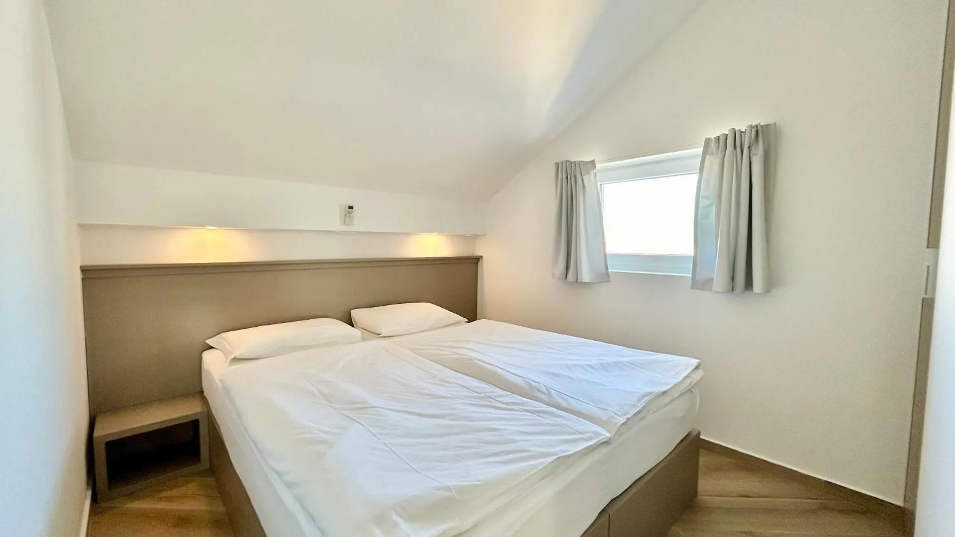 **** Πανσιόν Deluxe Villa No.10 - Rooms & Apartments Mandre Κροατία