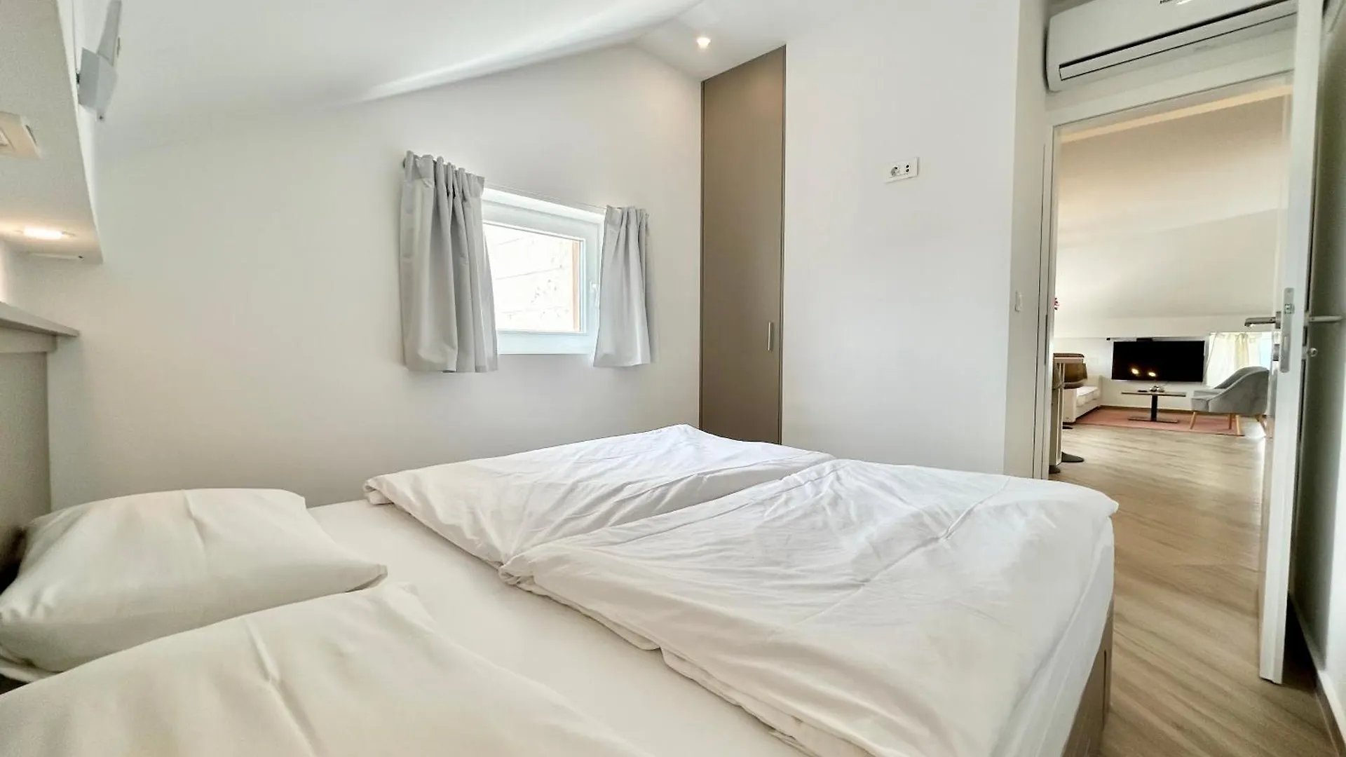 Πανσιόν Deluxe Villa No.10 - Rooms & Apartments Mandre